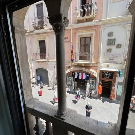 Zola Luxury House Apartment Taormina