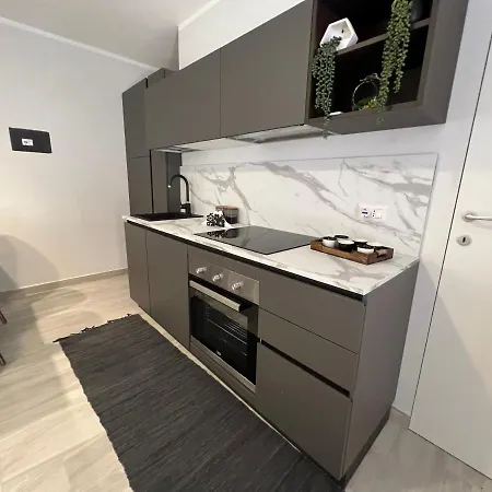 Zola Luxury House Apartment *